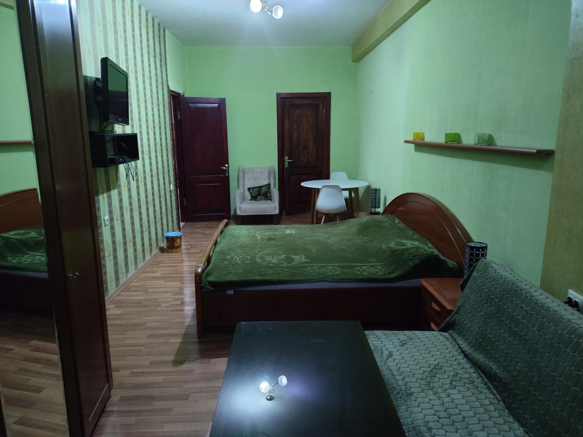Niko'S Apartments On Shartava Street Tbilisi ภายนอก รูปภาพ
